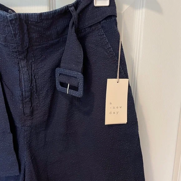 Target high-waisted shorts - Picture 2 of 5